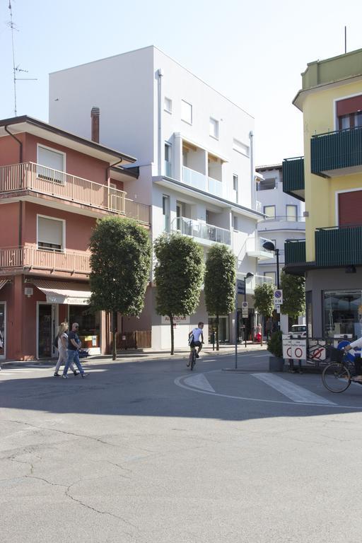 Residence La Perla Caorle Exterior foto