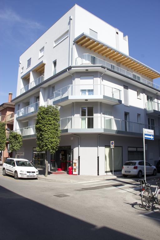 Residence La Perla Caorle Exterior foto